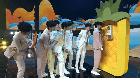 火力少年王歌词,火力少年王的歌(时代少年团《火力全开》演唱会)