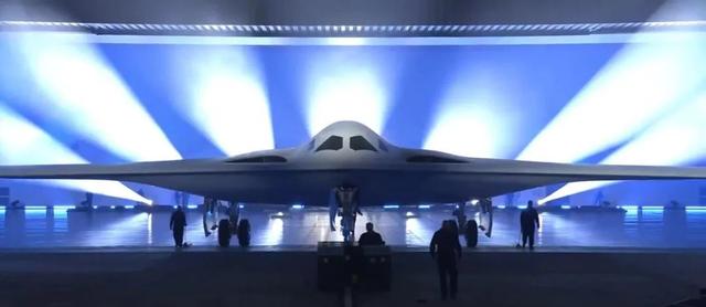 美军研发新轰炸机，我国新型战略轰炸机（美军B-21隐轰正式发布）