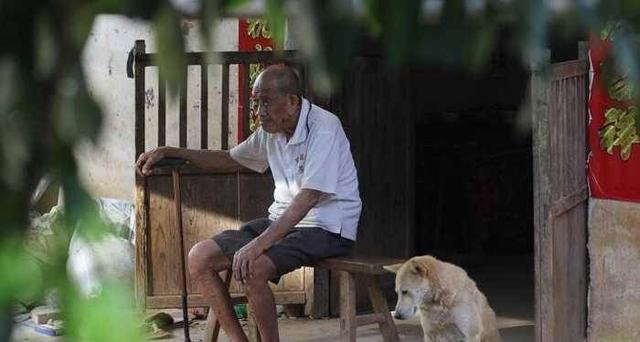 历史上的今天8月20日，历史上的今天11月17日（2017年湖南108岁老人看病）