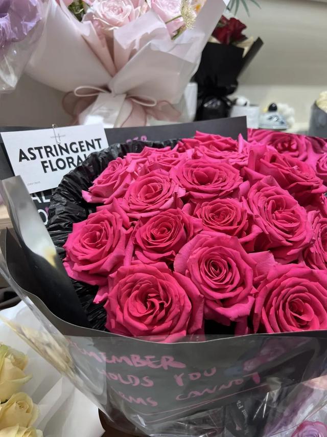 无锡市花是什么花，无锡市花是什么花啊（无锡的玫瑰花身价暴涨供不应求）