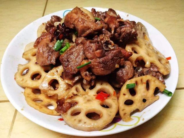 陕西有啥好吃的东西，陕西最好吃的东西（陕西最出名的8道菜）