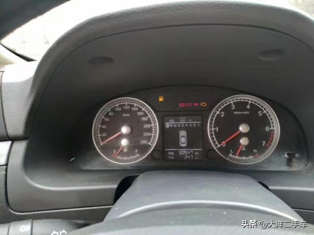 买二手车划算吗，买二手车划算吗（几年车龄的二手车才有性价比呢）