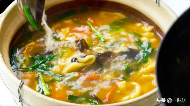 面片汤的家常做法，家常面片汤的食谱（非常适合当早餐和晚餐吃）