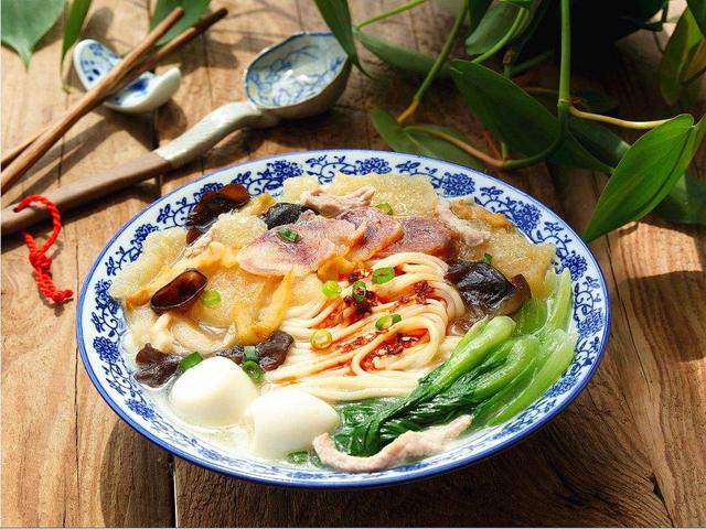 米其林厨师分几个等级，米其林厨师分几个等级多少钱（却被外界怒怼：不够资格）