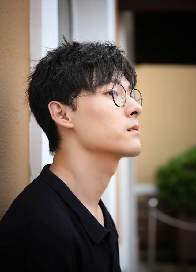 张雨剑个人资料,张雨剑个人资料简介(身高/生日/年龄)(假装单身,立