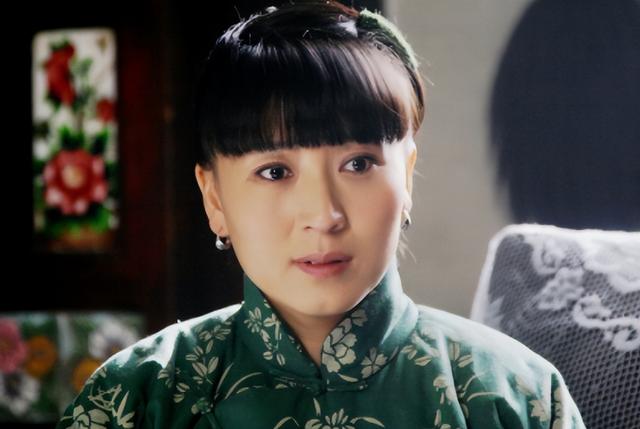 “二人转女王”闫学晶：两段婚姻三个孩子，两任丈夫都是二婚