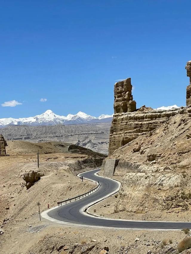 自驾游去哪里比较好，春季自驾游去哪里比较好（100天35000公里）