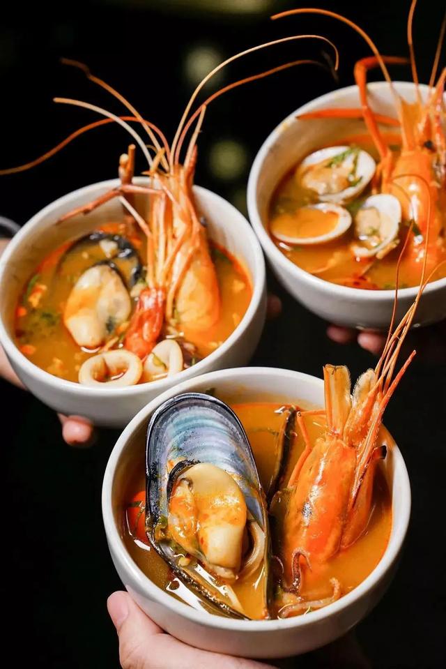 冬阴功汤的功效，冬阴功汤的功效与作用（那就在花都喝冬阴功解下瘾）