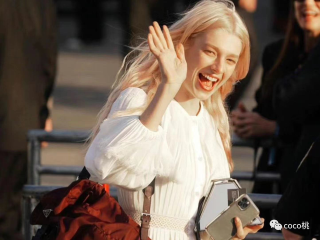 所谓的超模脸有什么特点，超模和平面模特的区别（时尚圈的“变性超模”到底有多厉害）