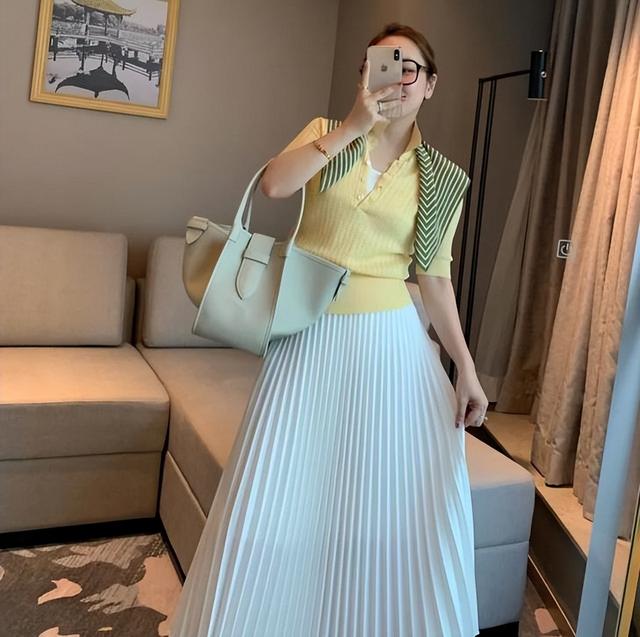 白色最佳搭配，白色最佳搭配色（教你5种时髦穿法）