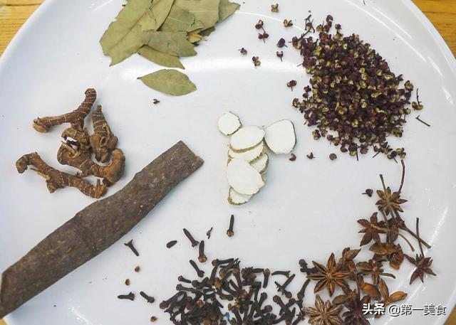 酱牛肉的正宗做法，最简单的酱牛肉（20年秘制“酱牛肉”配方）