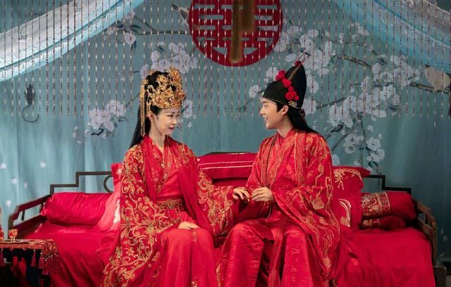 现代剧高颜值甜剧推荐，甜剧电视剧推荐（看100遍也不腻）