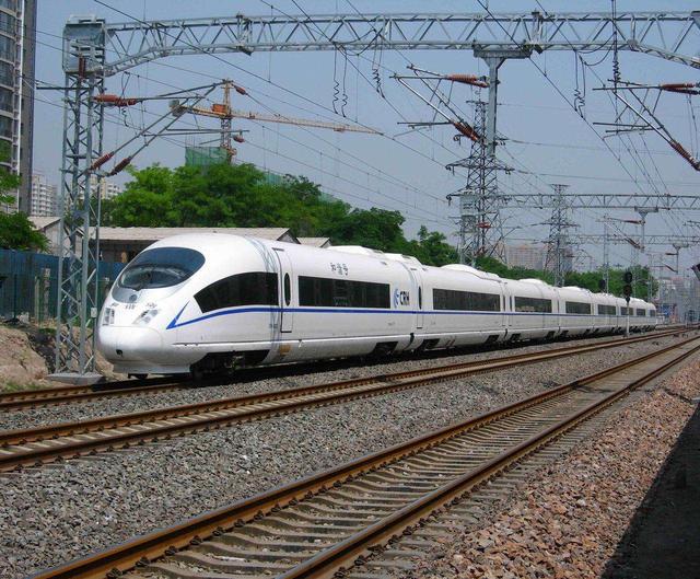 动车与高铁的区别是什么，动车与高铁的不同之处（3点教你识别，再不会搞错了）