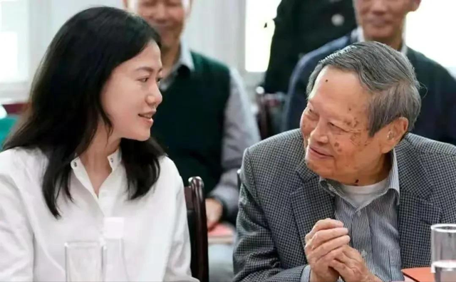 18年后，才明白了当年翁帆为何不顾反对嫁给大54岁的杨振宁