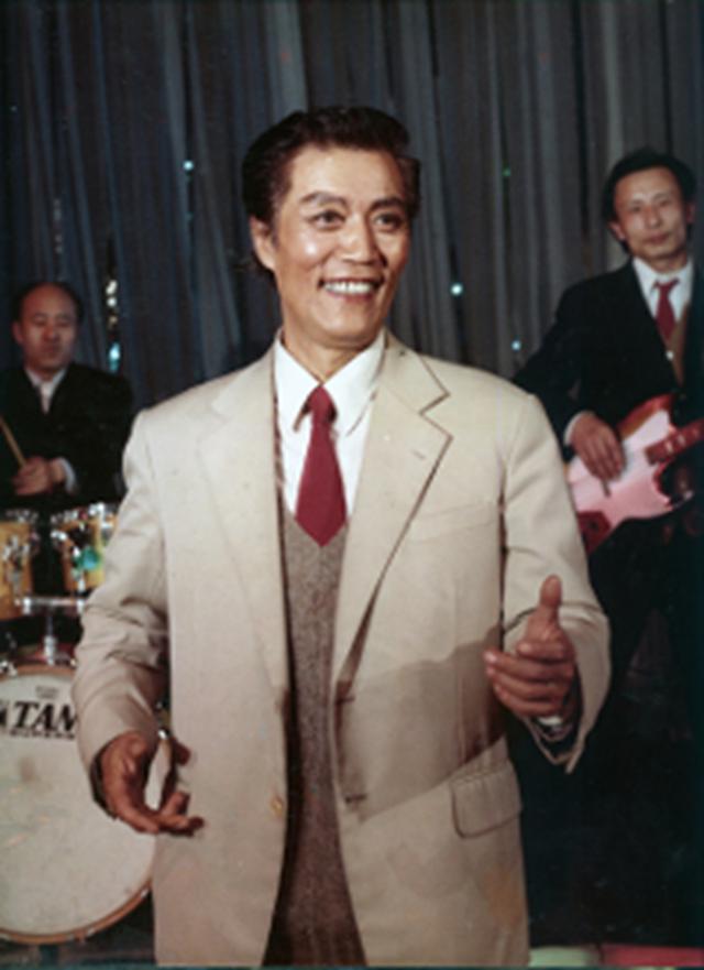 怀念战友原唱是谁，怀念战友原唱（你了解《怀念战友》《蝴蝶泉边》原唱李世荣吗）
