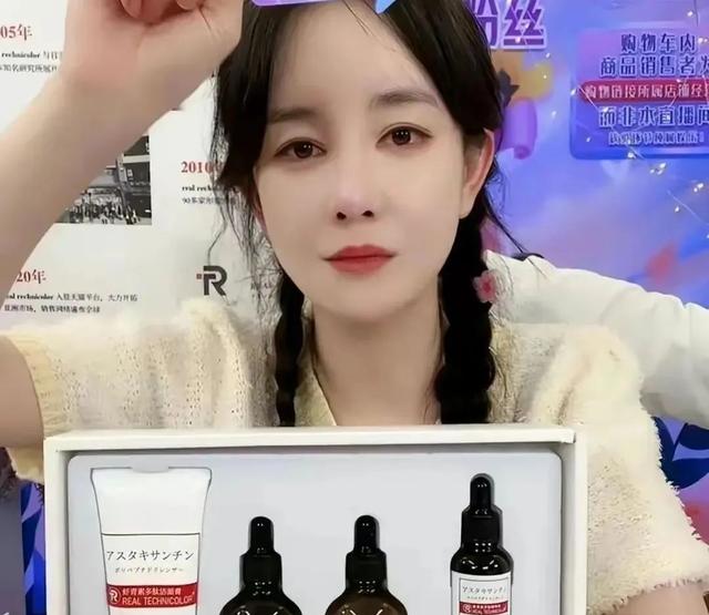 一颗颗眼泪都是爱演员表，一颗颗眼泪都是爱 剧照（13位演员人生迥异）