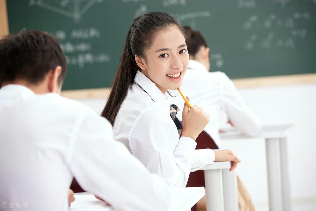 不是夫妻在酒店登记住宿违法吗（非合法夫妻关系的男女同住酒店）