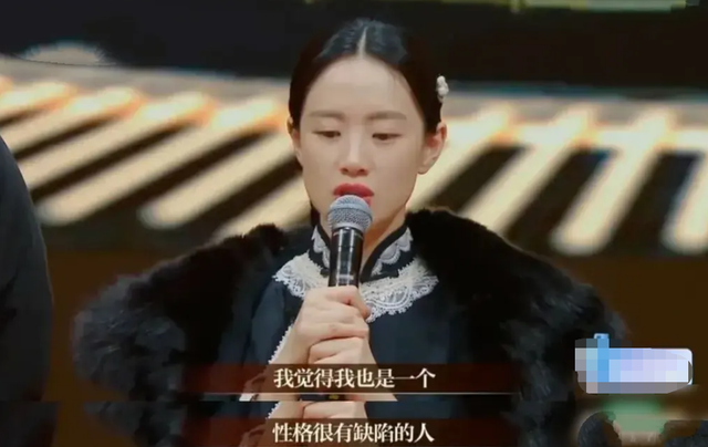 关于李梦的简介，关于李梦的简介英文（肚子挤出赘肉太真实）