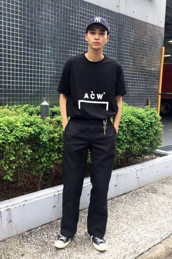 男生锁骨短肩窄，肩窄、腿细的偏瘦男生