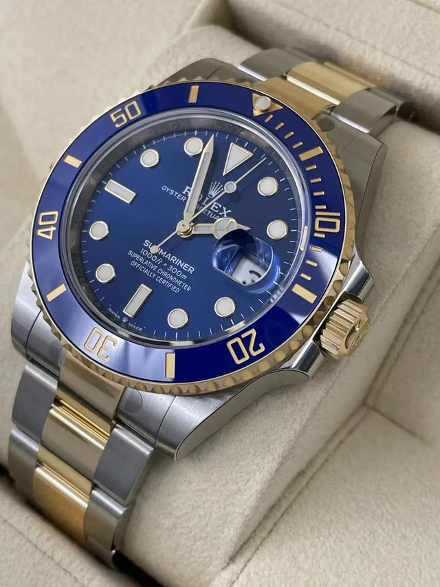 劳力士rolex潜航者型系列男表，这四个热度颇高的10万元手表