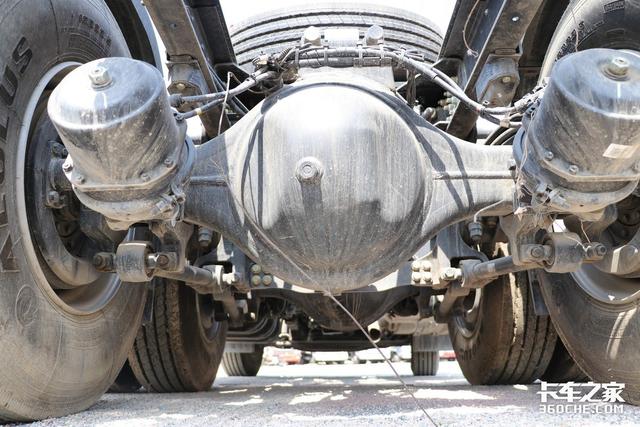 东风天龙牵引车自动挡多少钱一辆，36万入手天龙KL很划算