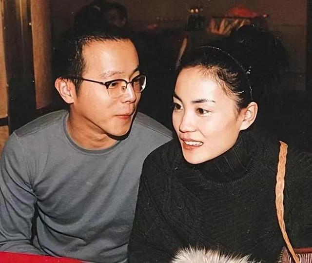 王菲与窦唯婚姻维持了多久，王菲的两任老公都有谁！