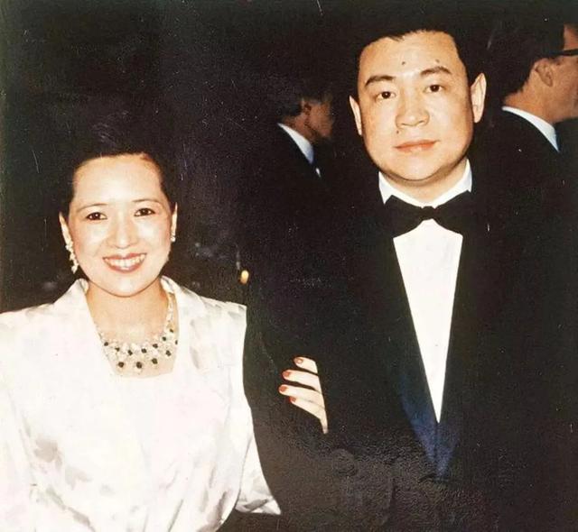 世界上最贵的包，世界最贵包包前十名（76只包拍出2520万）