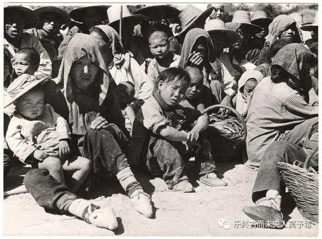 悍吏之来吾乡的之是什么意思，然课敛如故悍吏来吾乡（<61>——捕蛇者说）