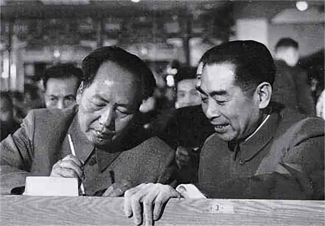 1948年属什么，1948年属什么生肖属相（毛主席用空城计吓退10万大军）