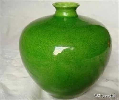 陶瓷是谁发明的，陶瓷是谁发明的,什么时代（陶和瓷的本质都是土）