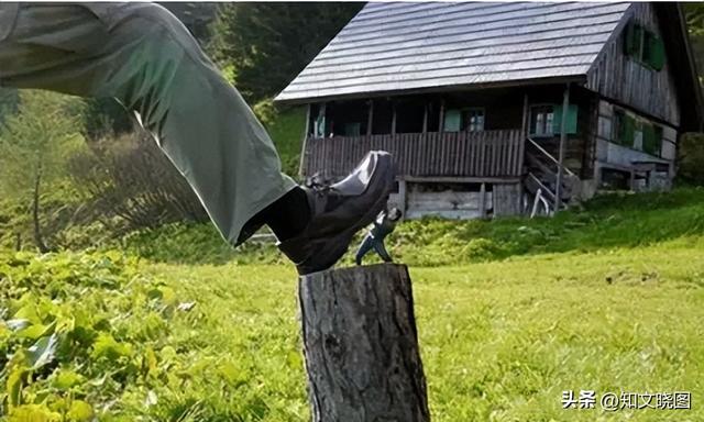 用手机把人p到另一张照片上，如何把人p到另一张照片里（手机错位的拍摄技巧是什么）