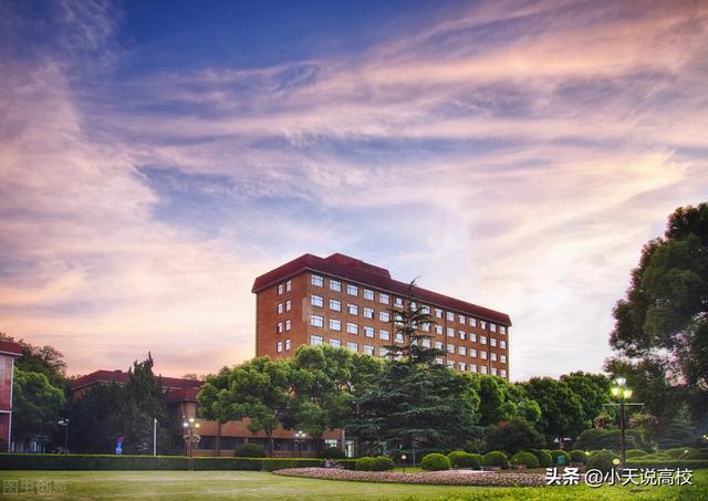 安徽理科560分能上什么大学，安徽2021高考文理科560分可以报哪些大学（一起看下2021年高考情况吧）