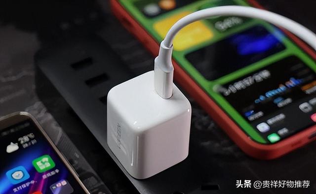 苹果充电器突然充不上电怎么回事？苹果数据线没坏就是充不上电？