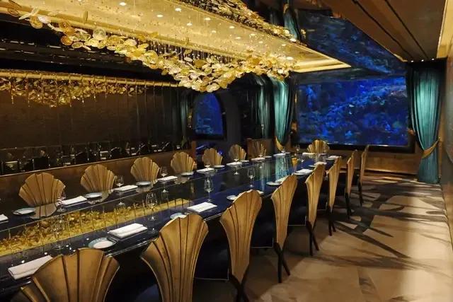 迪拜帆船酒店简介，迪拜帆船酒店介绍（80张高清图带你走进迪拜七星级帆船酒店）