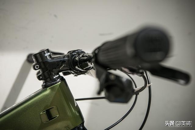 山地自行车全面图，山地世界杯赛场的9辆顶级XC硬尾山地车