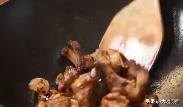 清汤羊肉的做法及配料，清汤羊肉的正宗做法（“清炖羊肉”做法）