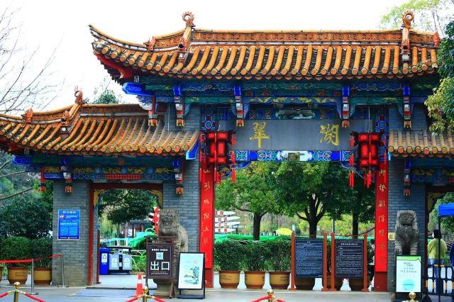 昆明一日游最佳景点一览表，昆明32个最适合一日游的免费景点（四季如春的昆明很适合旅游）