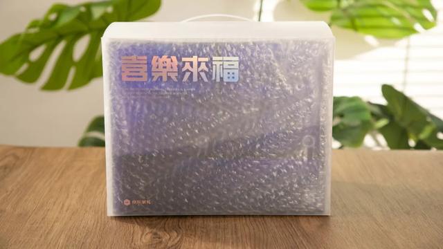 品牌拉杆箱十大排名，拉杆箱品牌十大排名（字节、腾讯、京东…22家大厂虎年礼盒实测）