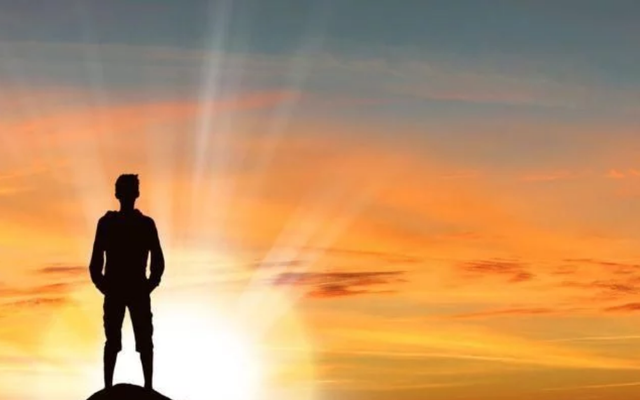 父母儿女都开放，父母如何正确教育孩子恋爱（为何老龄化还在上升）