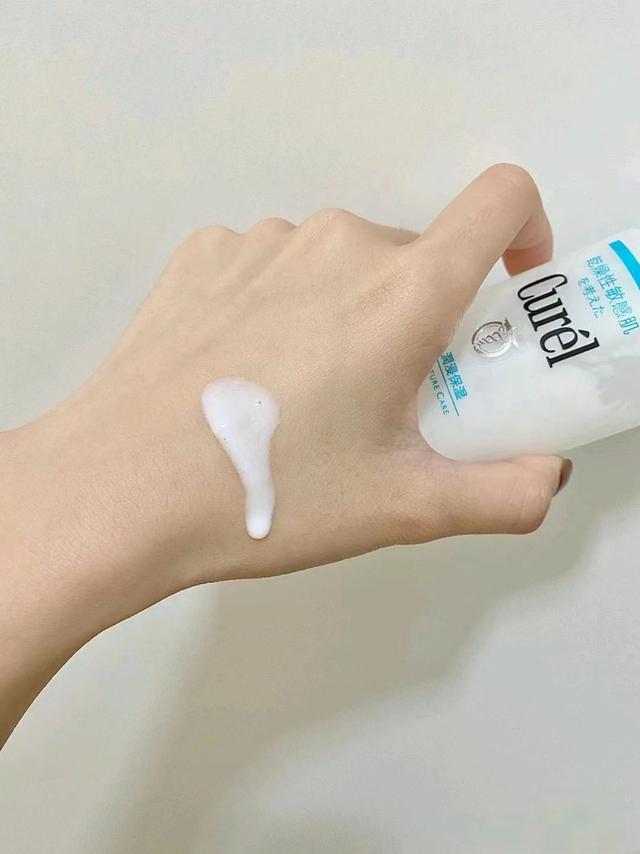春夏护肤品什么档次，春夏用什么牌子的护肤品（春夏水乳测评：珂润温和）
