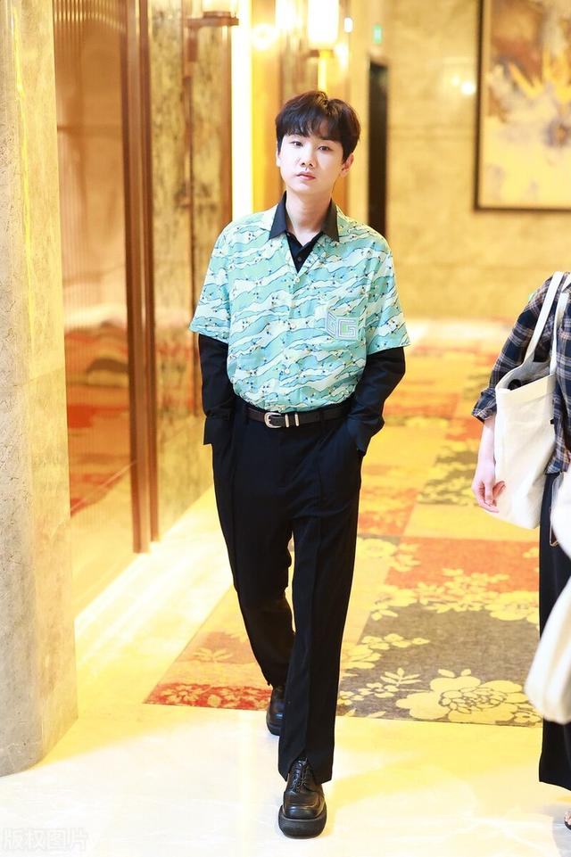 汪苏泷的歌曲大全，汪苏泷最好听的十首歌完整版（汪苏泷的歌曲你们听过吗）