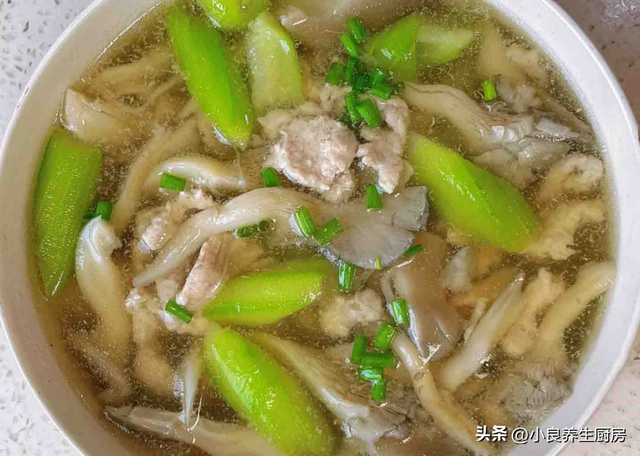 口蘑煮多久能熟，口蘑怎样炒好吃（记得要多喝这汤）