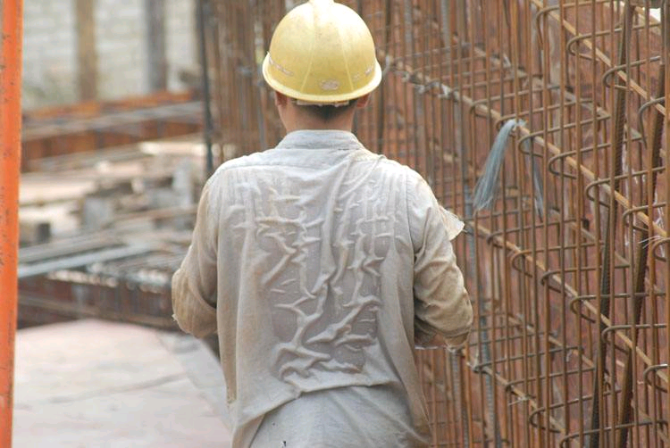 华冈艺术学校（一夜翻红的）