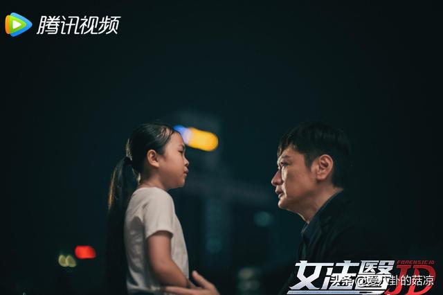 重磅悬疑剧《女法医JD》定档，蔡卓妍、钟欣潼合体，配角阵容亮了