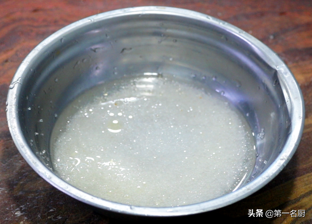 家常小炒五花肉的做法，小炒五花肉的家常做法（软嫩如豆腐）