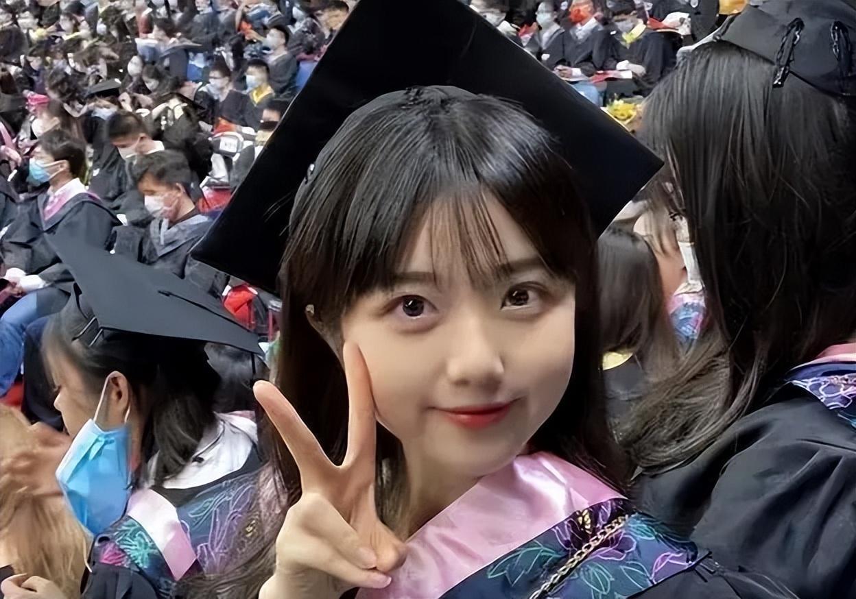 学校女神老师（成都美女老师）