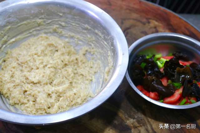 猪肉丸子汤的做法，豆腐猪肉丸子汤的做法（分享4道丸子汤）