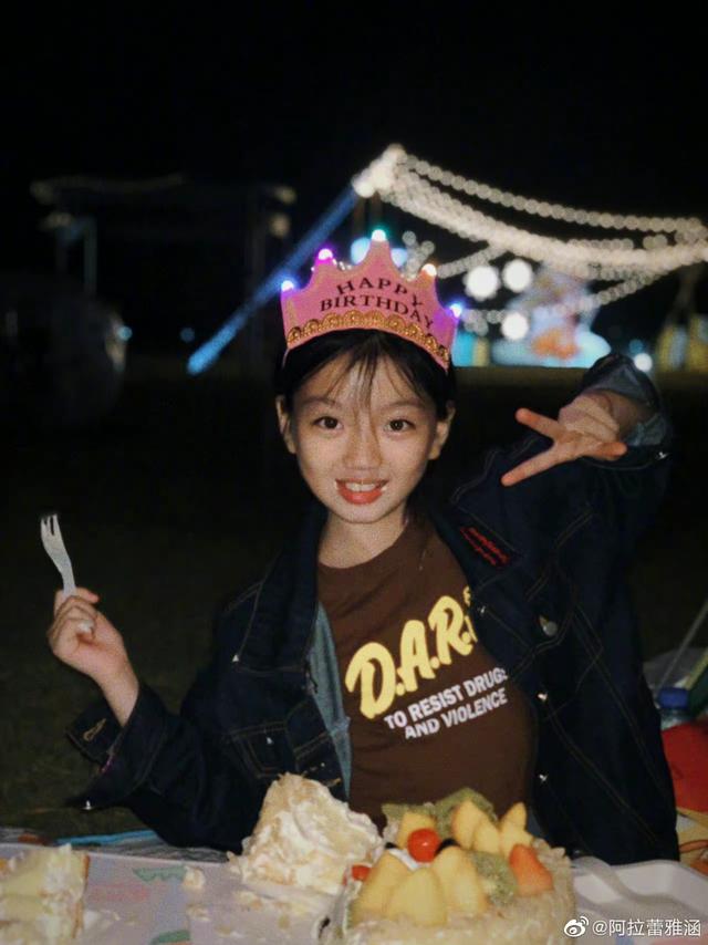 爸爸去哪儿阿拉蕾，爸爸去哪儿第五季董力阿拉蕾回归（还记得《爸爸去哪儿4》里的阿拉蕾吗）