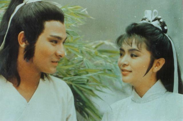 终于明白，陈荟莲不漂亮，也没有孩子，周润发为何独宠她38年了
