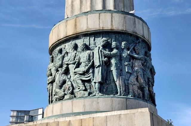 哈尔滨斯大林公园，防洪纪念塔、斯大林公园、友谊宫